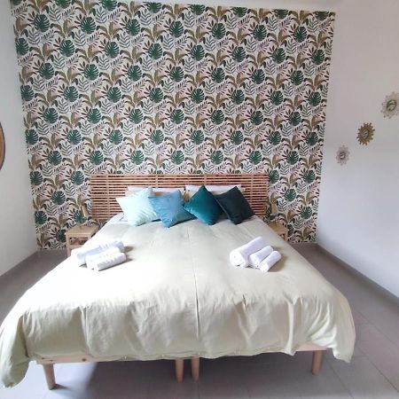 Camonia Apartment Болоня Екстериор снимка