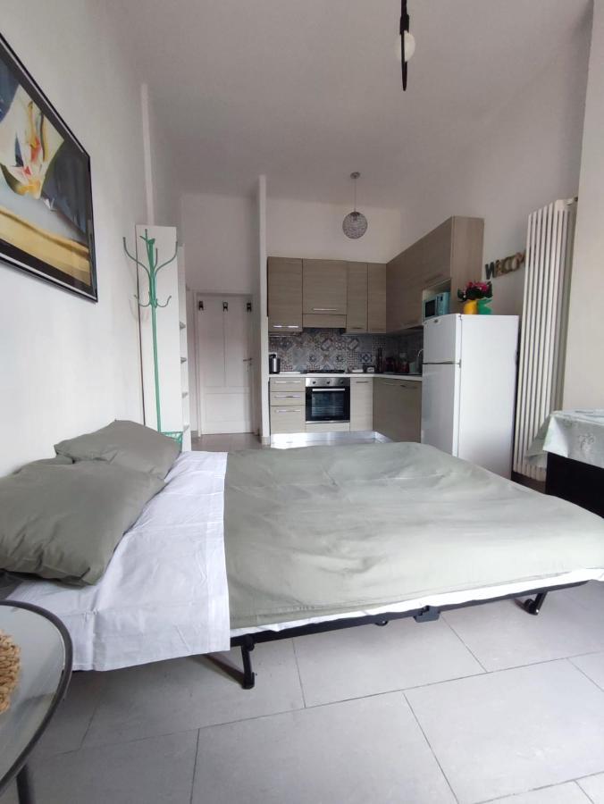 Camonia Apartment Болоня Екстериор снимка